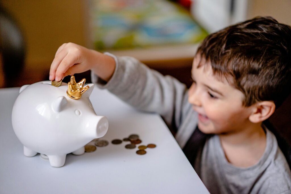 Educação Financeira para Crianças: Guia Completo por Idade para Criar Filhos Financeiramente Inteligentes